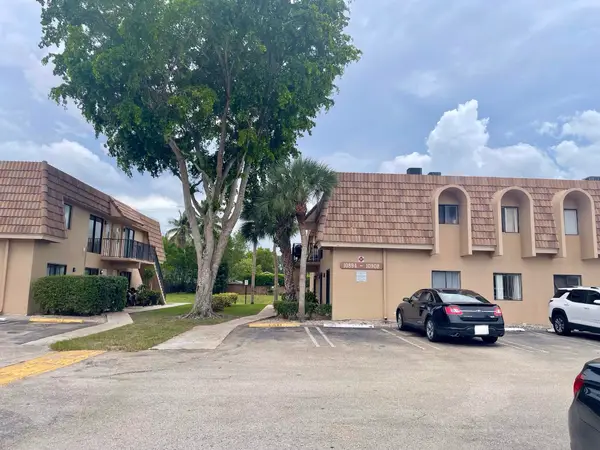 10898 Royal Palm Boulevard #10898, Coral Springs, FL 33065