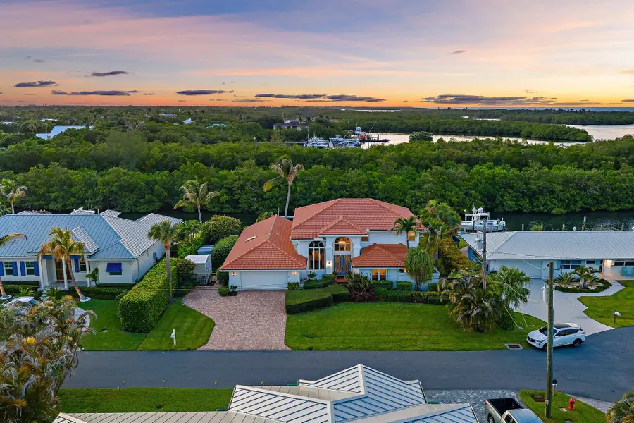 8565 SE Palm Street, Hobe Sound, FL 33455 - #2