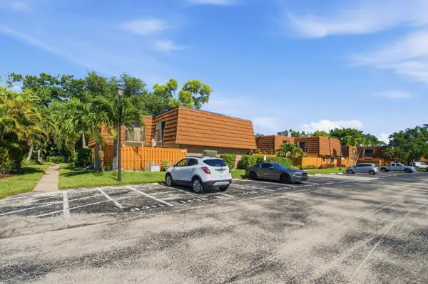 1438 Park Shore Circle #3, Fort Myers, FL 33901 - #2
