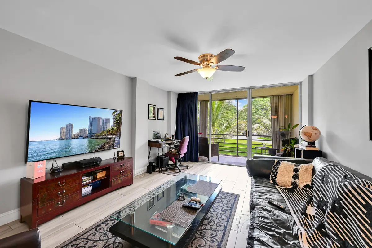 103 Royal Park Drive #2e, Oakland Park, FL 33309 - #1