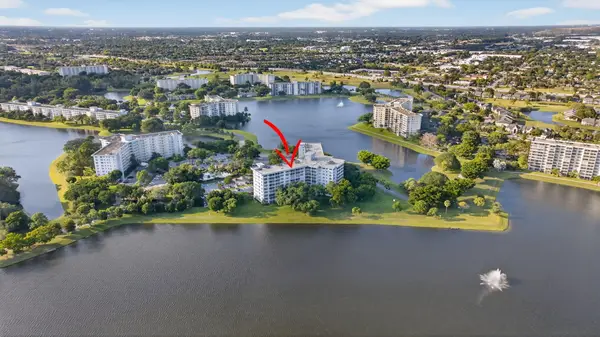 2940 N Course Drive #903, Pompano Beach, FL 33069