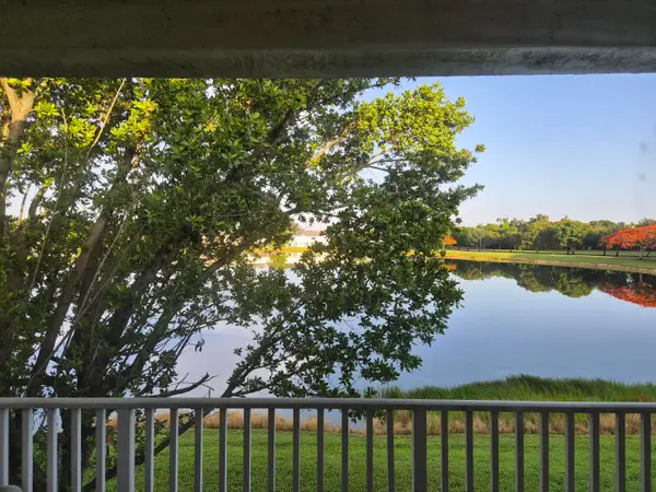 4202 Emerald Vista, Lake Worth, FL 33461