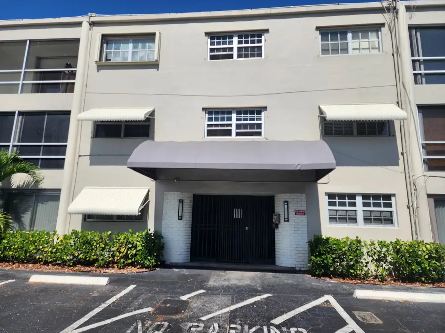 2301 NE 14th St Causeway #305e, Pompano Beach, FL 33062 - #3