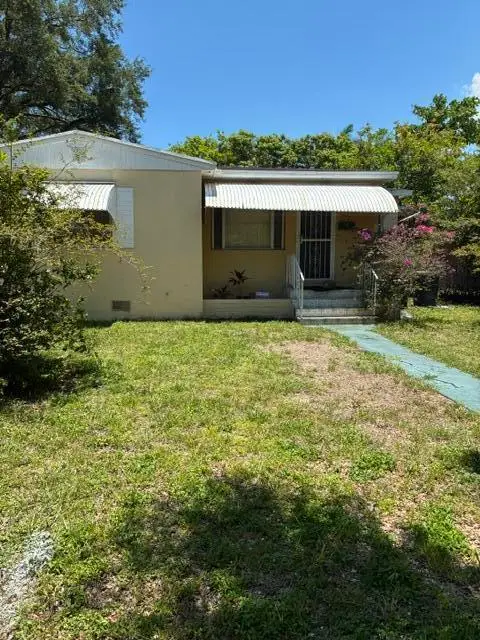 800 NW 133rd Street, North Miami, FL 33168