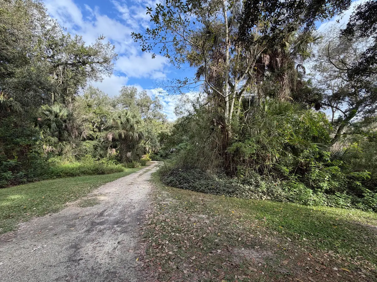 535 SE 80th Avenue, Okeechobee, FL 34974 - #1