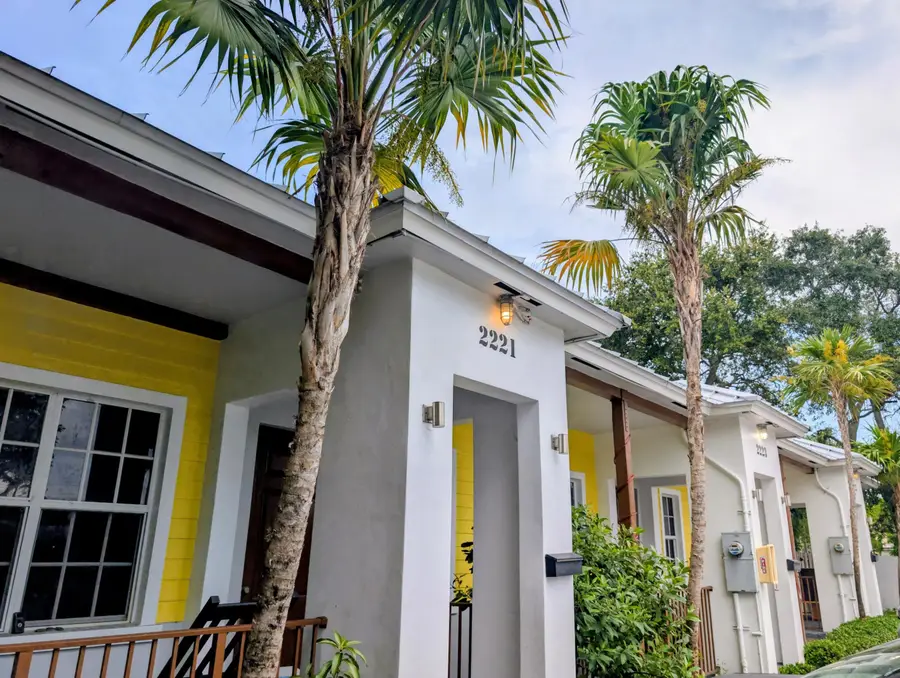 2221 NW 64th Avenue, Sunrise, FL 33313 - #3