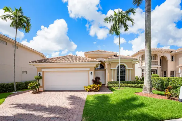 8102 Valhalla Drive, Delray Beach, FL 33446