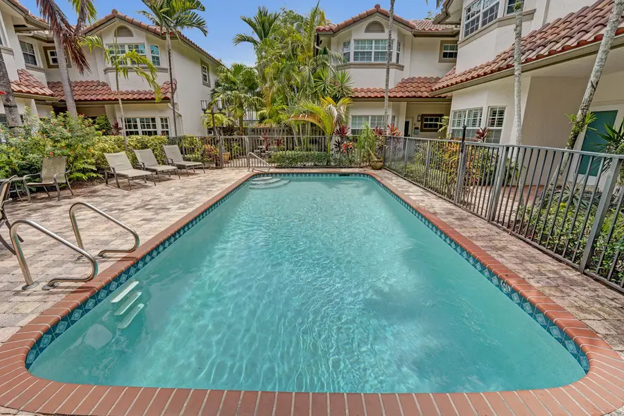620 NE 9th Avenue #6, Fort Lauderdale, FL 33304 - #2