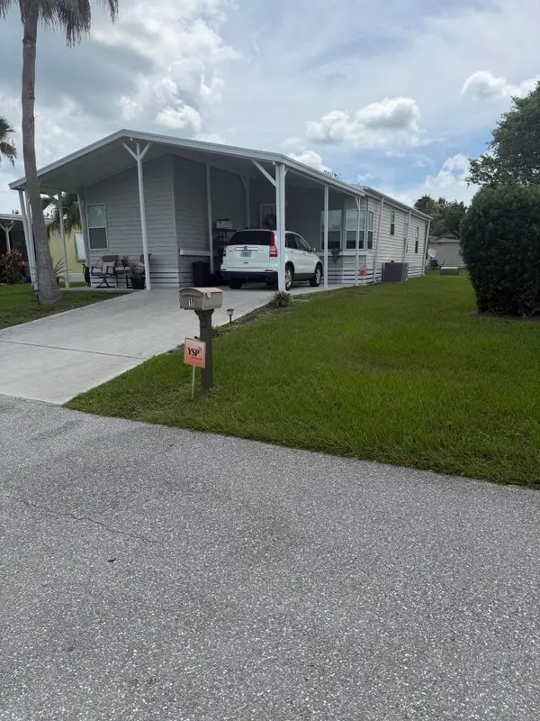 11 Nuevo Leon Road, Port St Lucie, FL 34952