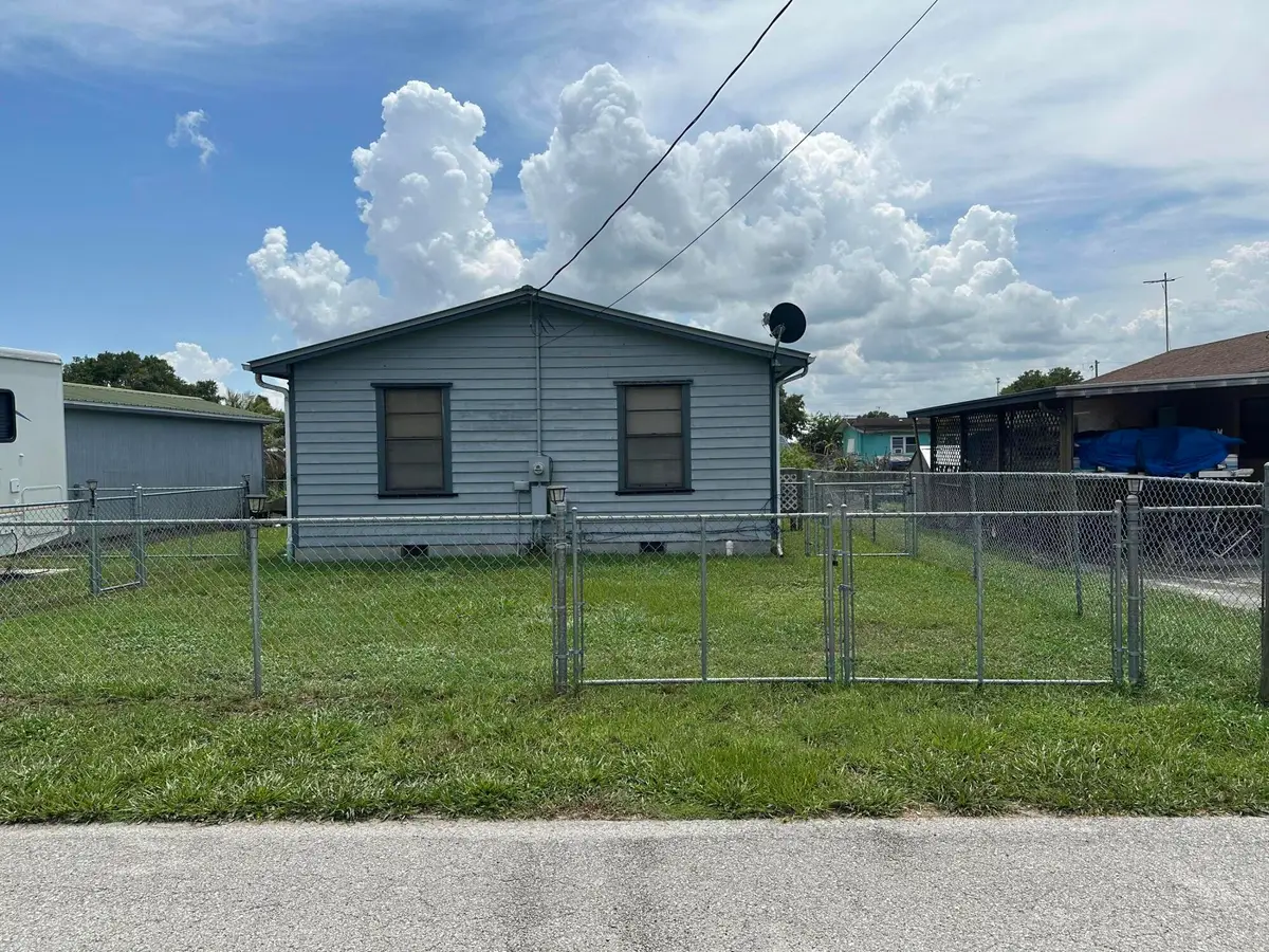 1110 3rd Street, Okeechobee, FL 34974 - #1