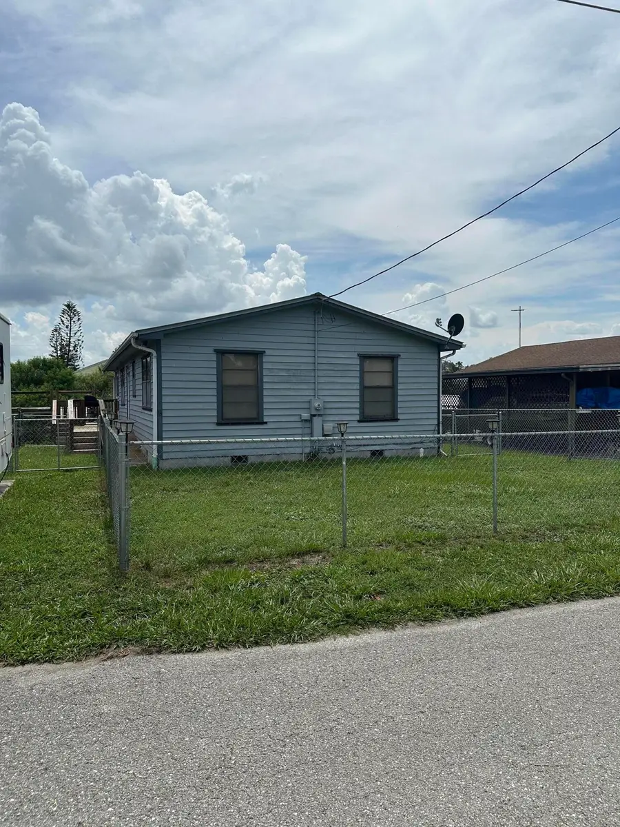 1110 3rd Street, Okeechobee, FL 34974 - #2