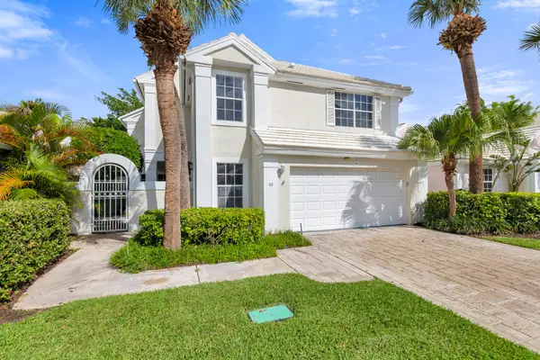 22 Selby Lane, Palm Beach Gardens, FL 33418