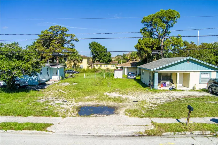 807 N 22nd N Street, Fort Pierce, FL 34950 - #2