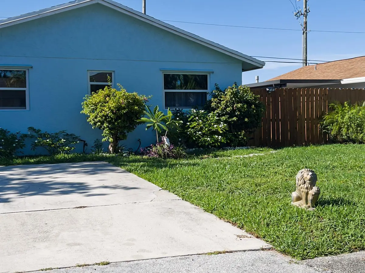 4915 Weymouth Street, Lake Worth, FL 33463 - #1