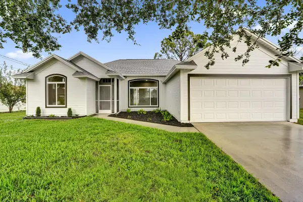 1237 SW Edinburgh Drive, Port St Lucie, FL 34953