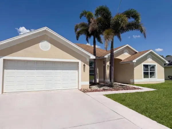 3642 SW Sterricker Street, Port St Lucie, FL 34953