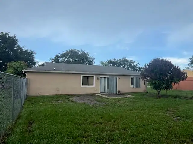 450 SW Belmont Circle, Port Saint Lucie, FL 34953 - #2