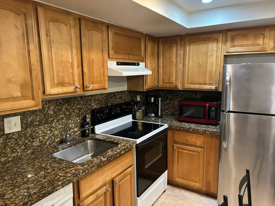 510 NE 17th Avenue #105, Fort Lauderdale, FL 33301 - #3