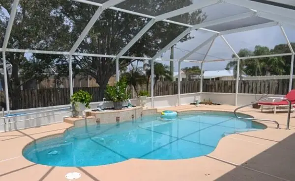 2097 SW Larchmont Lane, Port St Lucie, FL 34984
