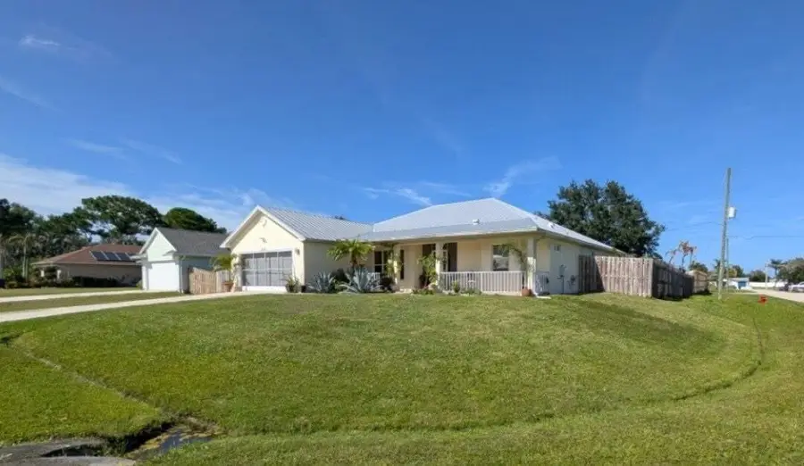 2097 SW Larchmont Lane, Port Saint Lucie, FL 34984 - #3