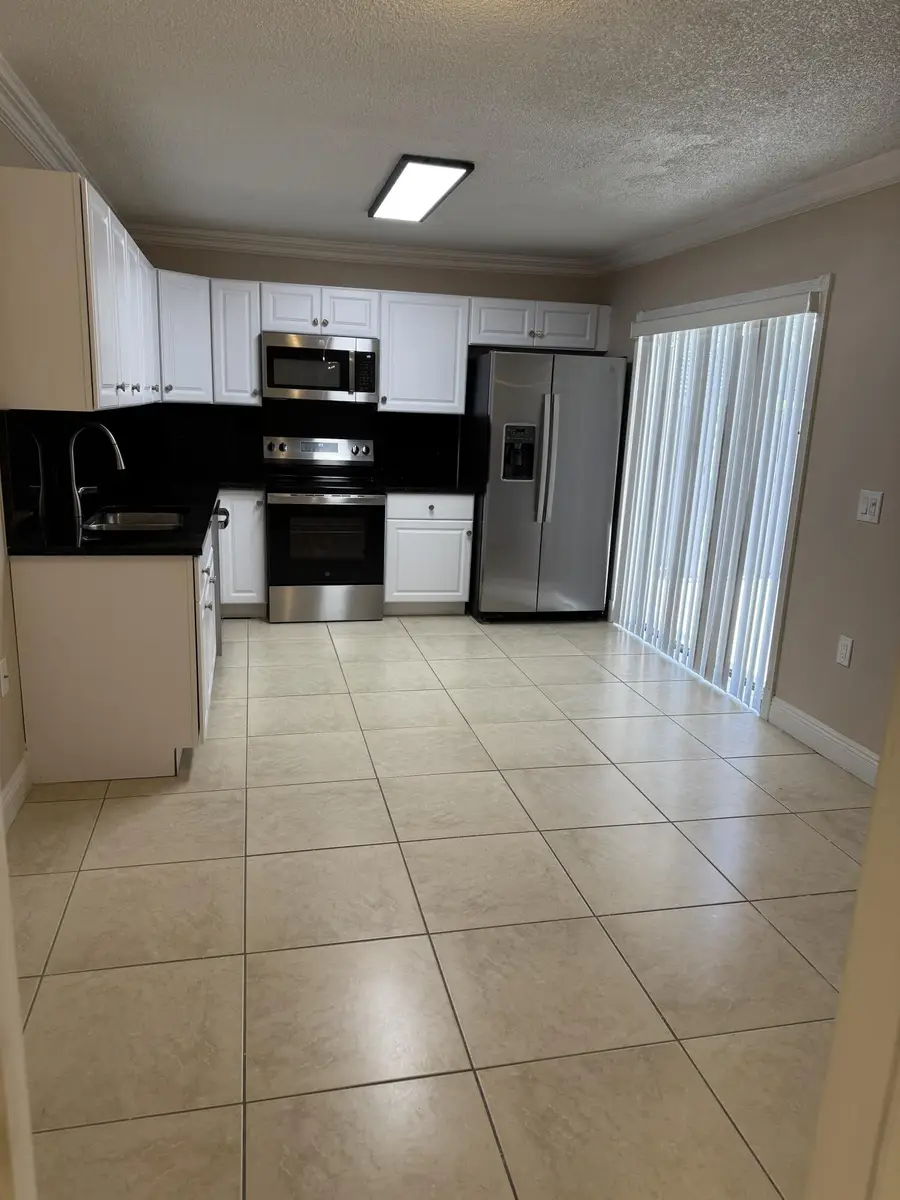 915 9th Way, West Palm Beach, FL 33407 - #3
