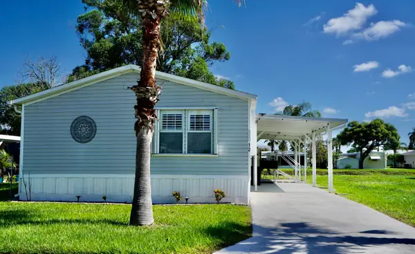 12 SE Spanish Way, Port St Lucie, FL 34952