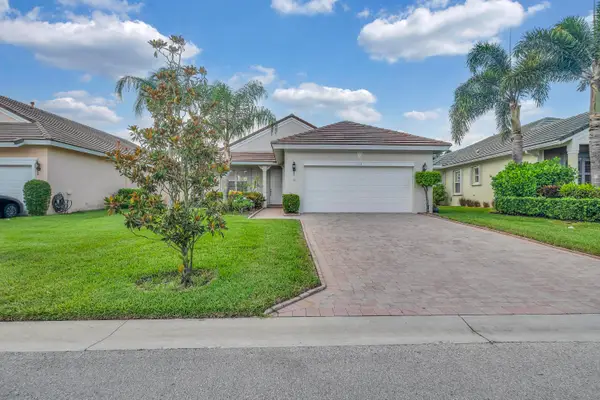 113 NW Swann Mill Circle, Port St Lucie, FL 34986