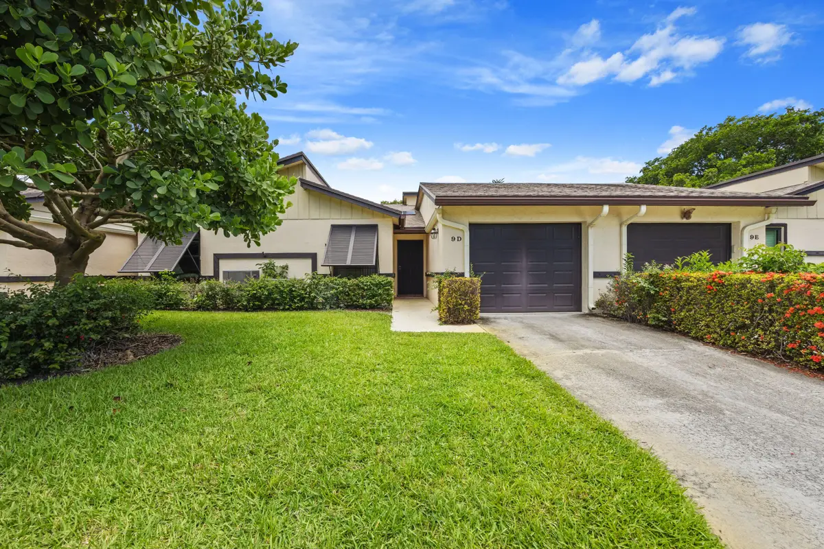 9 Ridge Pointe Drive #D, Boynton Beach, FL 33435 - #1
