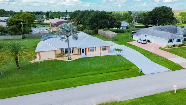 1934 SE Tickridge Road, Port St Lucie, FL 34952