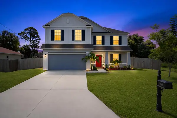 2581 SW Westfield Street, Port St Lucie, FL 34953