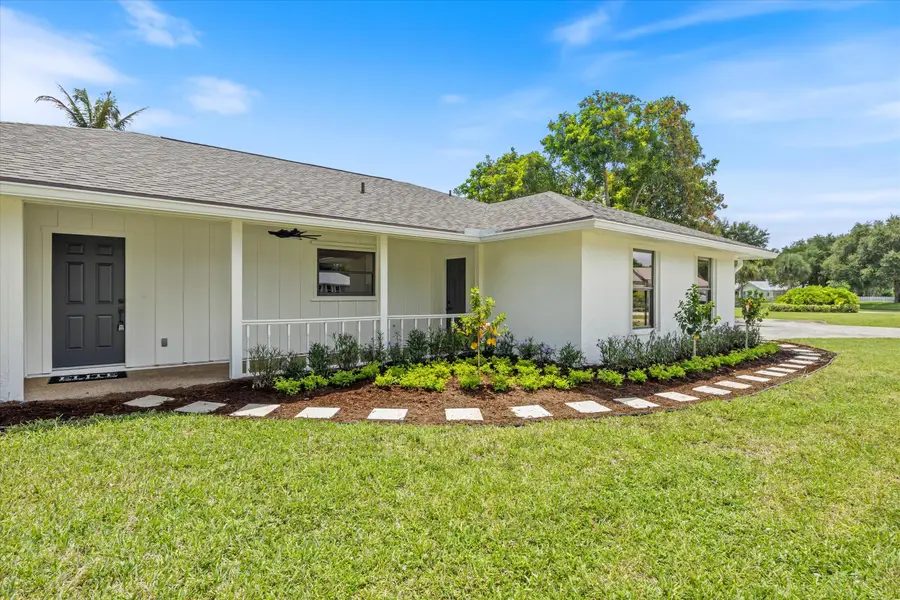621 NE Town Terrace, Jensen Beach, FL 34957 - #2
