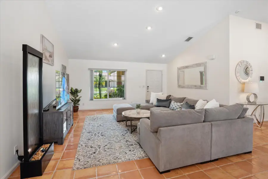 10080 Canoe Brook Circle, Boca Raton, FL 33498 - #3