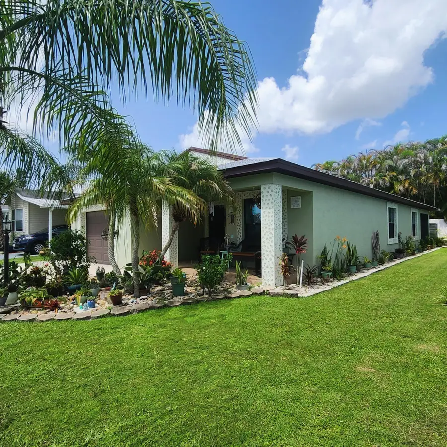 11 SE Flamenco Way, Port Saint Lucie, FL 34952 - #3