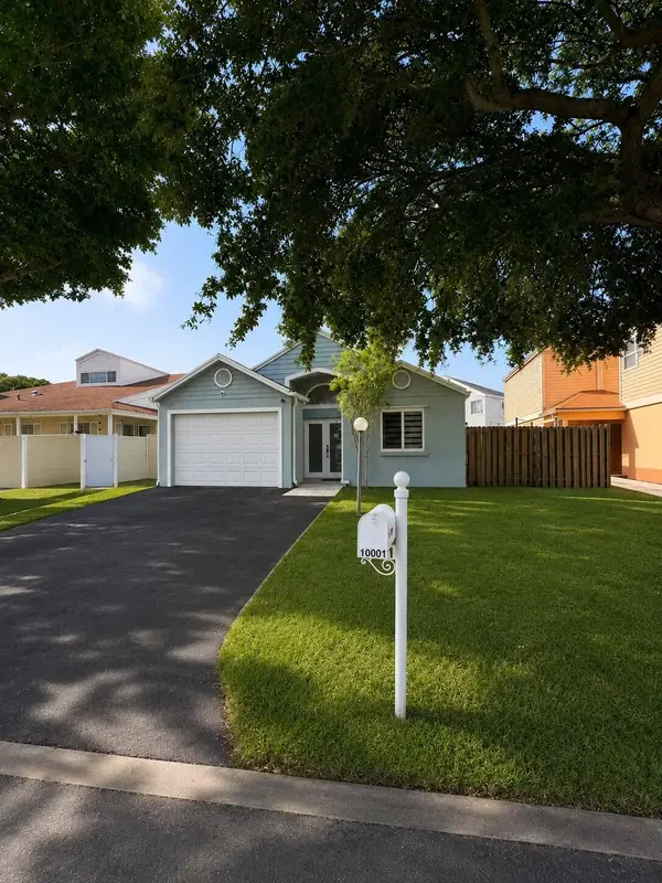 10031 SW 223rd Terrace, Cutler Bay, FL 33190