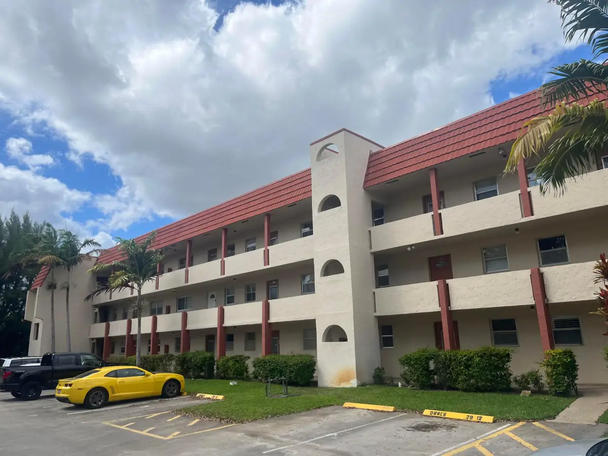 8101 N Sunrise Lakes Drive N #302, Sunrise, FL 33322 - #1