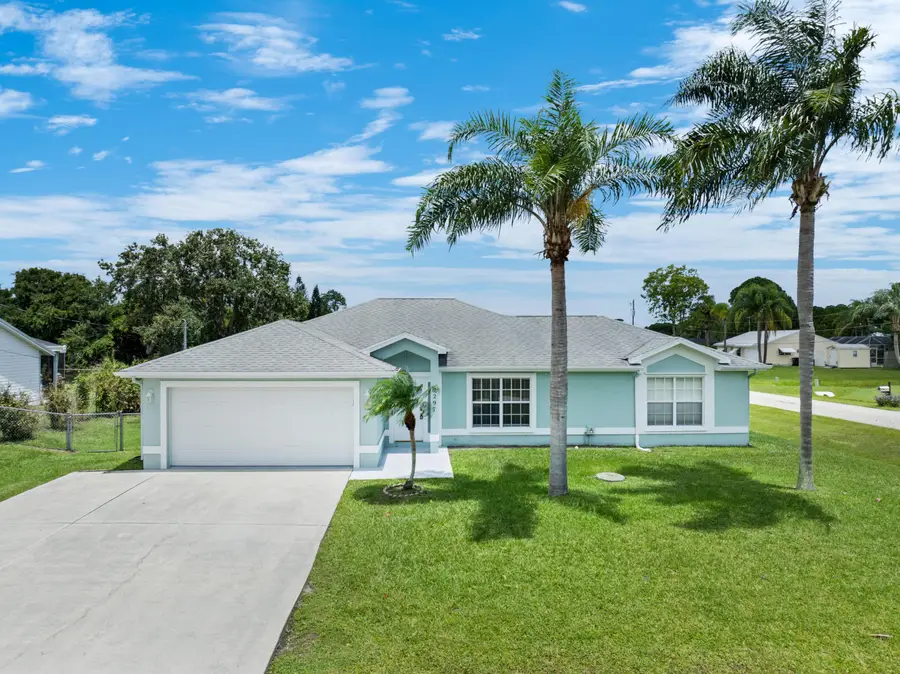 2297 SE Marsh Avenue, Port Saint Lucie, FL 34952 - #2