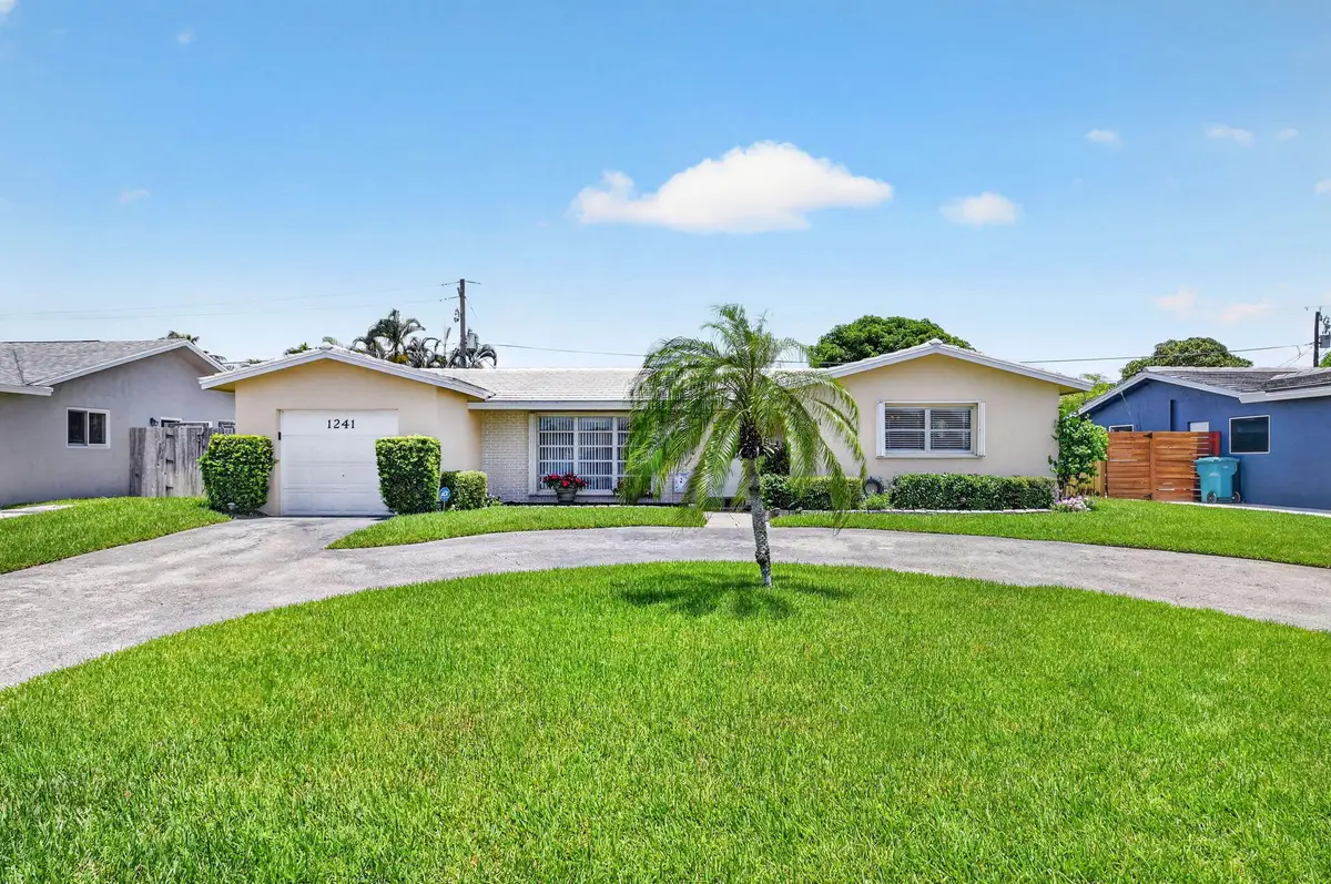 1241 SW 28th Avenue, Boynton Beach, FL 33426 - #1