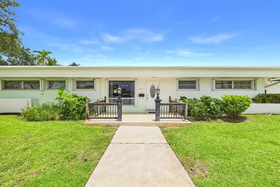 1719 N 44th Avenue, Hollywood, FL 33021 - #3