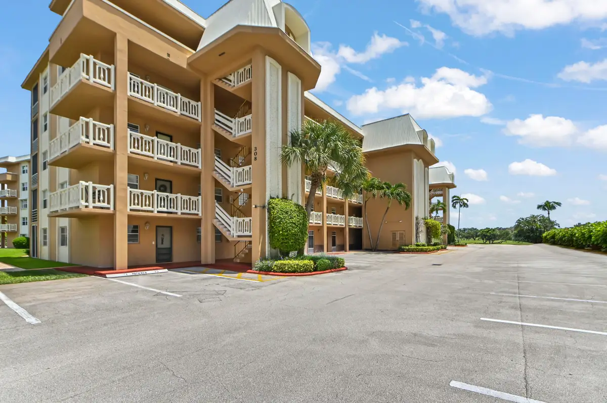 308 Golfview Road #101, North Palm Beach, FL 33408 - #1
