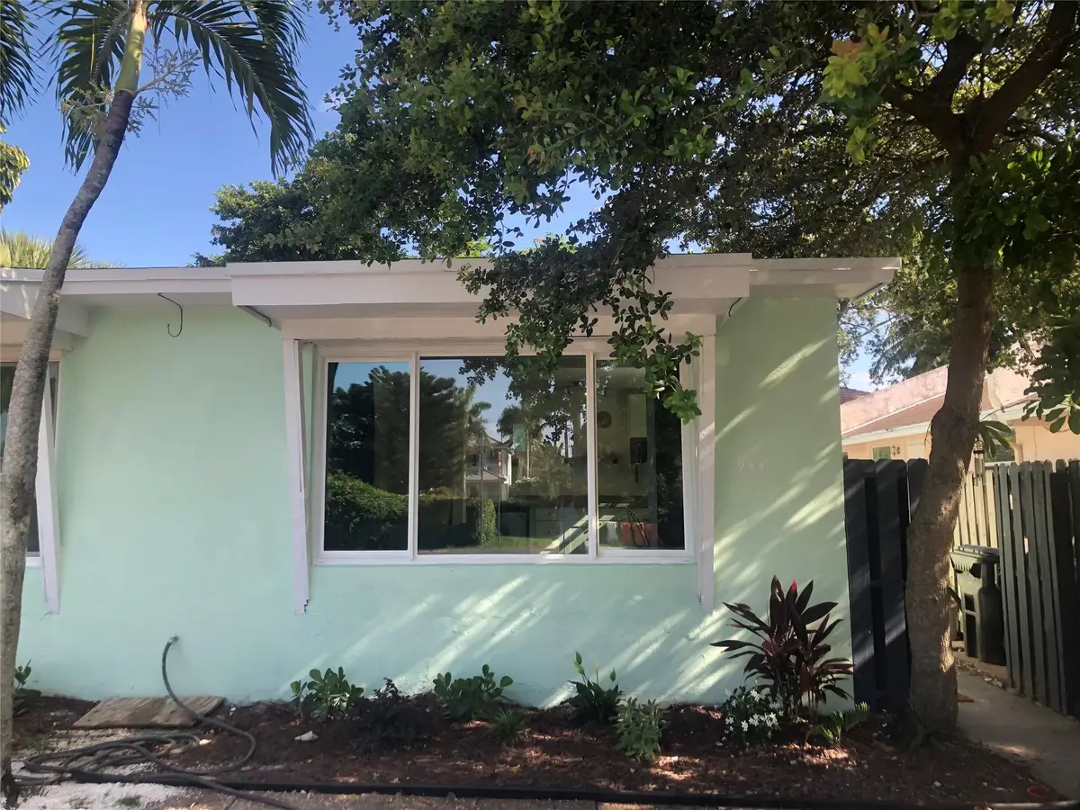 900 SE 12th Street, Fort Lauderdale, FL 33316 - #1