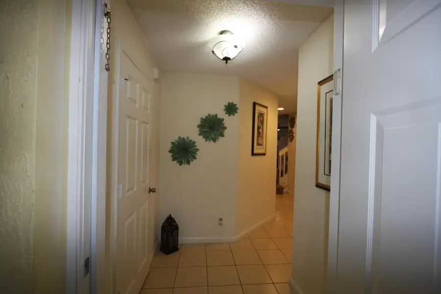 945 Imperial Lake Road, West Palm Beach, FL 33413 - #2