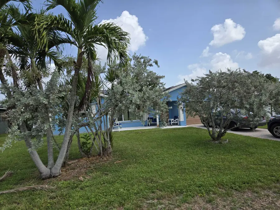 8111 NW 100th Terrace Nw, Tamarac, FL 33321 - #2