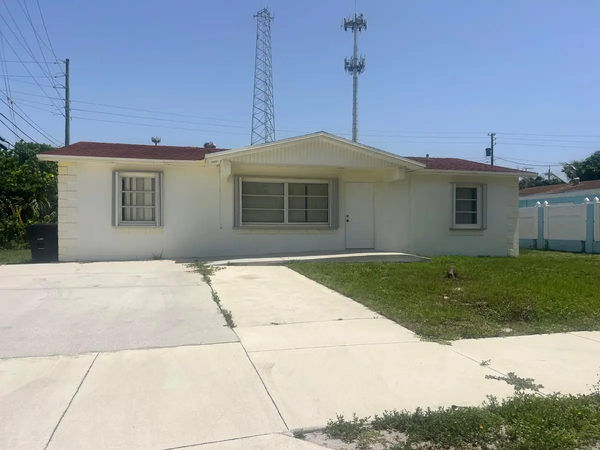 816 24th Avenue N, Lake Worth Beach, FL 33460 - #1
