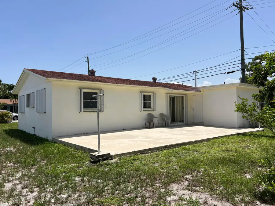 816 24th Avenue N, Lake Worth Beach, FL 33460 - #3