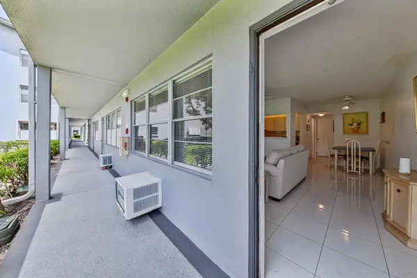 50 Suffolk B #50, Boca Raton, FL 33434