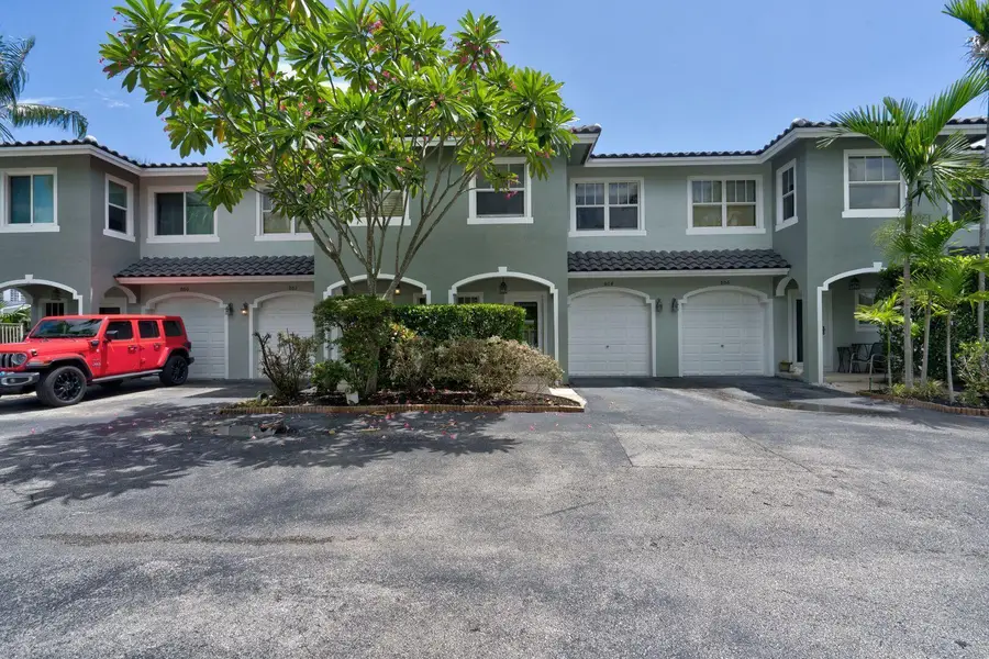 804 SW 4th Avenue, Fort Lauderdale, FL 33315 - #2