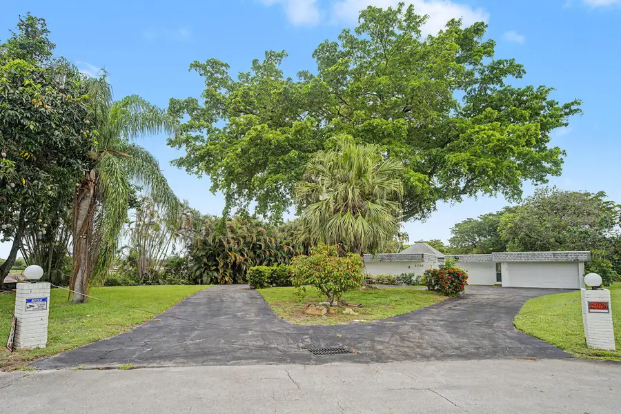 5707 White Hickory Circle, Tamarac, FL 33319 - #3