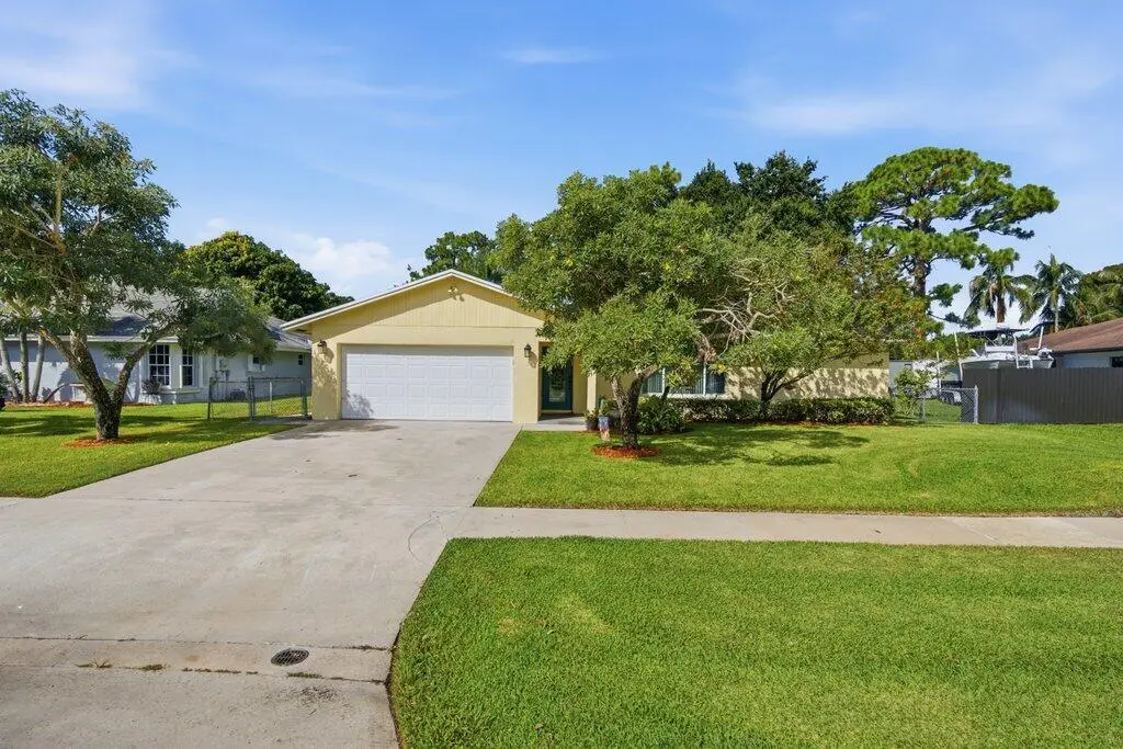 108 Gibraltar Street, Royal Palm Beach, FL 33411 - #1