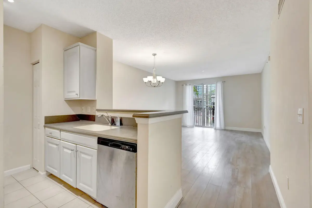 780 S Sapodilla Avenue #203, West Palm Beach, FL 33401 - #1