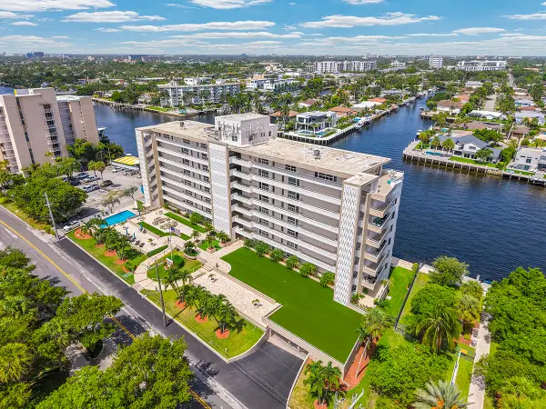201 N Riverside Drive #802, Pompano Beach, FL 33062